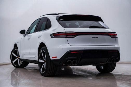 2025 Porsche Macan **PORSCHE CERTIFIED**