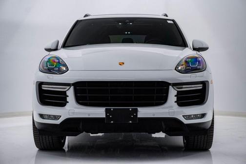 2017 Porsche Cayenne Turbo
