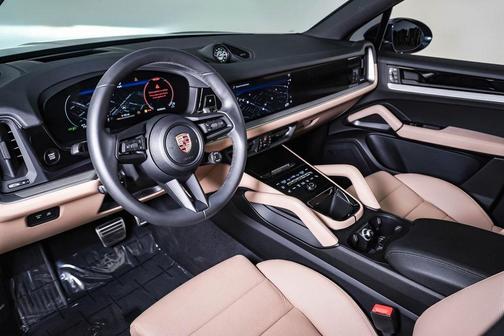 2025 Porsche Cayenne S