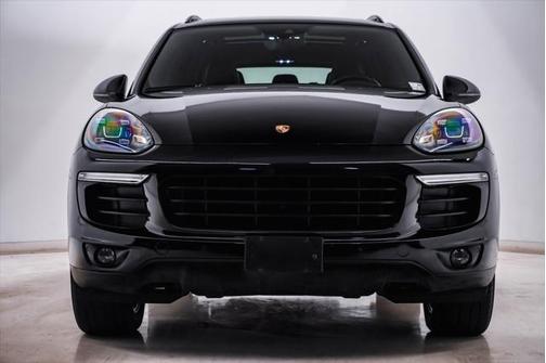2016 Porsche Cayenne Base