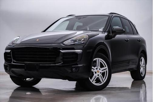 2016 Porsche Cayenne Base