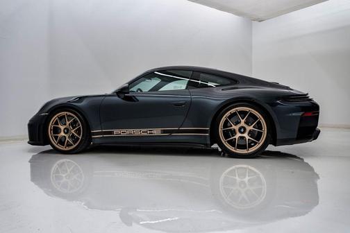Paint to Sample Carbonsteelgreymetallic 2026 Porsche 911 GT3