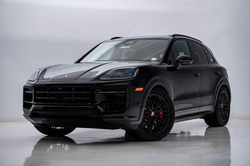 2026 Porsche Cayenne GTS