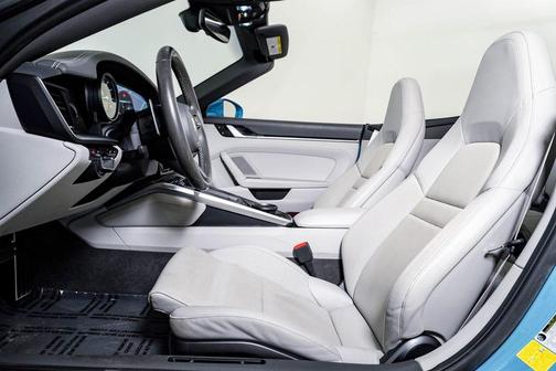 2020 Porsche 911 Carrera S