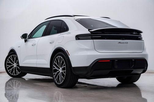 White 2025 Porsche Macan T