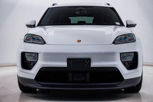 White 2025 Porsche Macan T