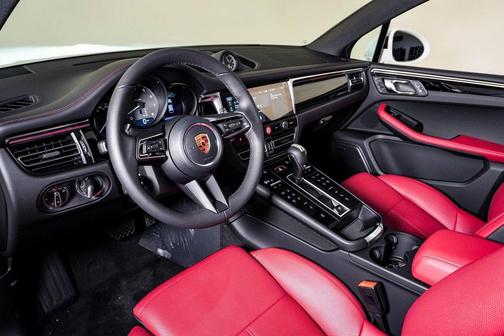 2026 Porsche Macan S