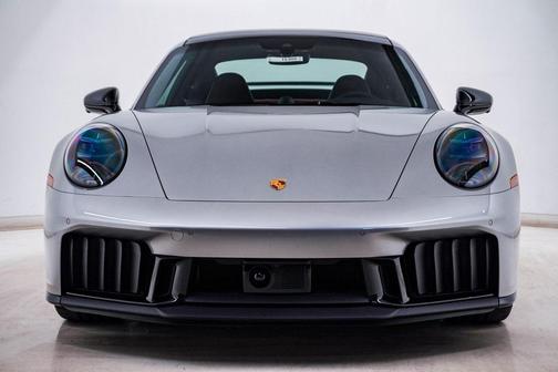 2026 Porsche 911 Carrera GTS