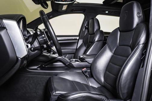 2016 Porsche Cayenne Turbo S