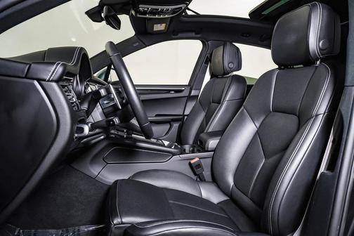 2024 Porsche Macan T
