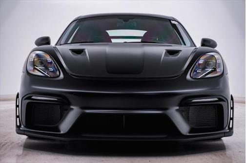 2025 Porsche 718 Cayman GT4 RS