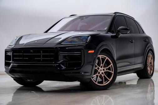 2025 Porsche Cayenne Turbo S