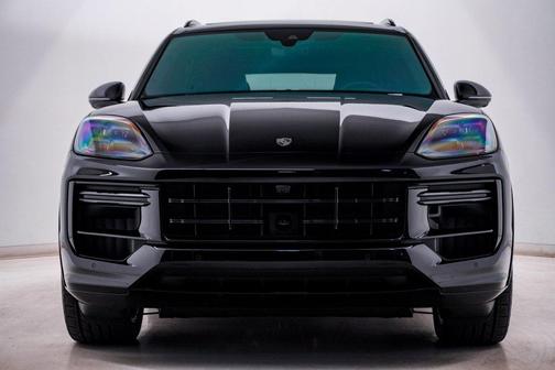 2025 Porsche Cayenne Turbo S