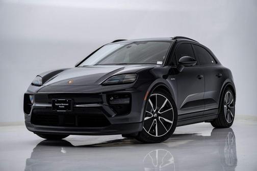 2025 Porsche Macan 4S