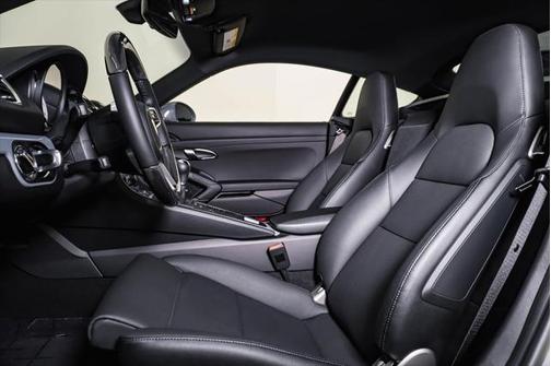 2024 Porsche 718 Cayman T