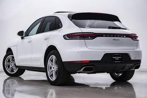 2020 Porsche Macan Base