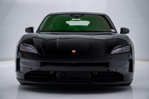 2026 Porsche Taycan 4S