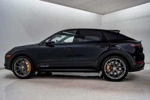 2023 Porsche Cayenne Turbo GT