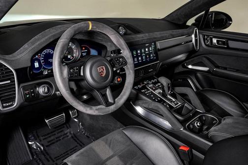 2023 Porsche Cayenne Turbo GT