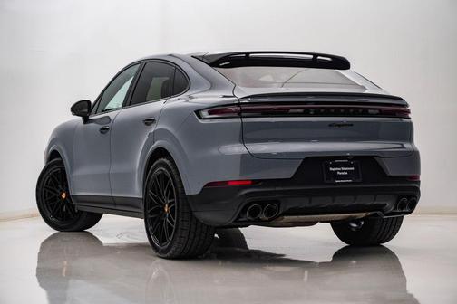 Arctic Grey 2026 Porsche Cayenne Cayenne