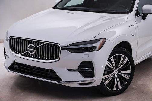 2022 Volvo XC60 Recharge Plug-In Hybrid T8 Inscription