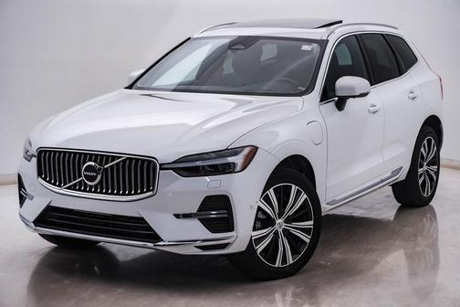 2022 Volvo XC60 Recharge Plug-In Hybrid T8 Inscription