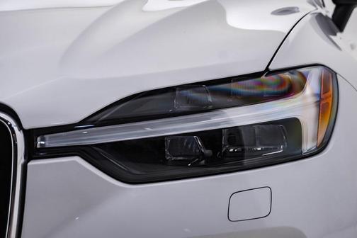 2022 Volvo XC60 Recharge Plug-In Hybrid T8 Inscription