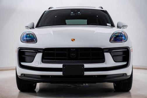 2025 Porsche Macan T