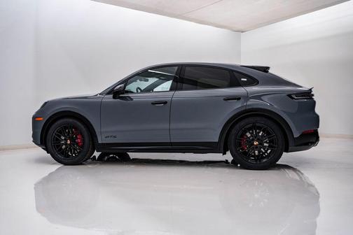 Arctic Grey 2026 Porsche Cayenne GTS
