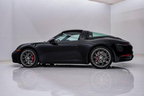2022 Porsche 911 Targa 4S