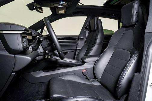 2025 Porsche Macan **PORSCHE CERTIFIED**