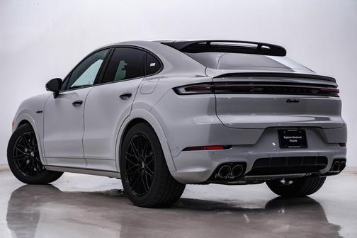 2026 Porsche Cayenne Turbo