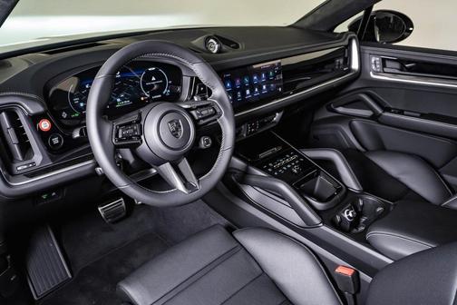 2026 Porsche Cayenne Turbo