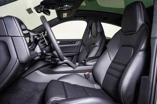 2026 Porsche Cayenne Turbo