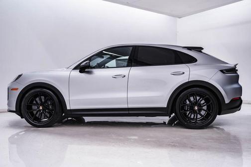 2026 Porsche Cayenne Turbo GT