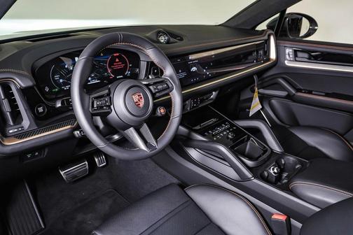 2026 Porsche Cayenne Turbo GT
