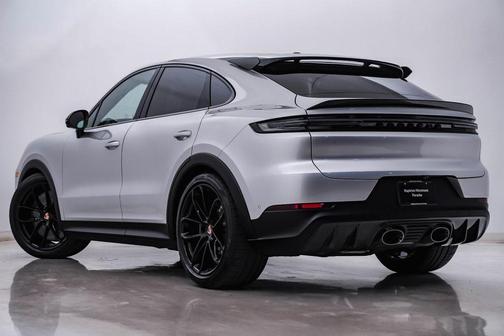 2026 Porsche Cayenne Turbo GT