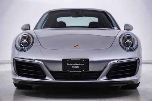 2017 Porsche 911 Carrera 4S