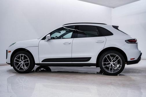 2025 Porsche Macan **PORSCHE CERTIFIED**