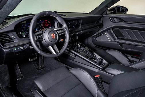 2026 Porsche 911 Carrera GTS