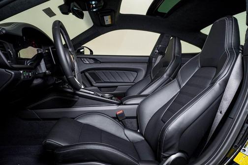 2026 Porsche 911 Carrera GTS