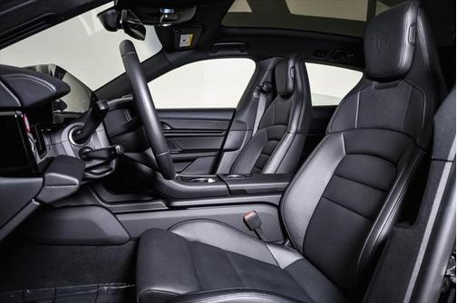 2024 Porsche Taycan Cross Turismo 4S