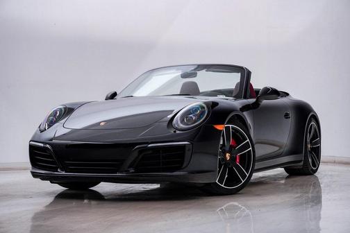 2017 Porsche 911 Carrera 4S Cabriolet
