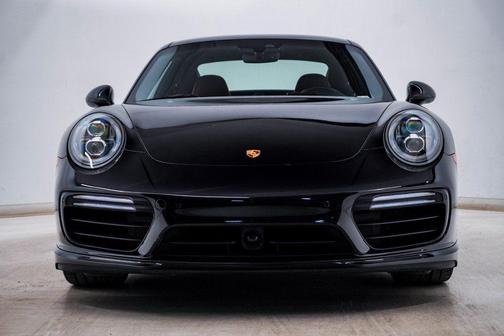 2019 Porsche 911 Turbo S