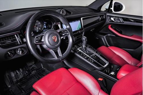 2021 Porsche Macan Base