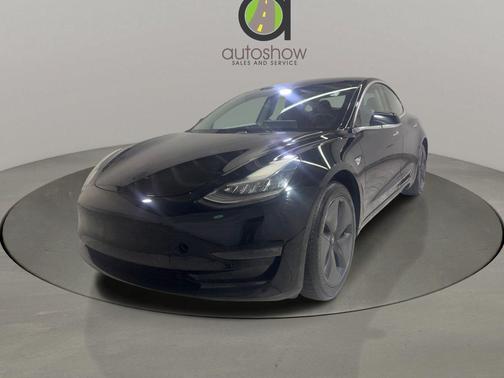 2019 Tesla Model 3 Standard Range Plus