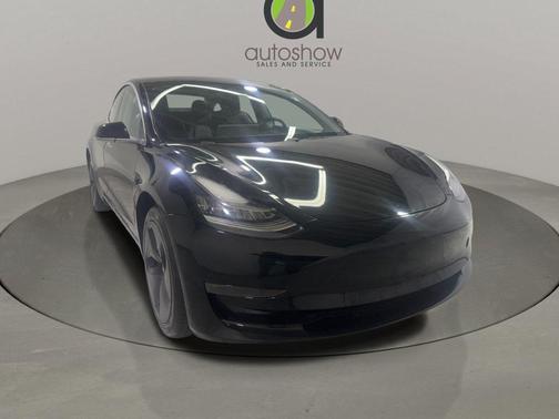 2019 Tesla Model 3 Standard Range Plus
