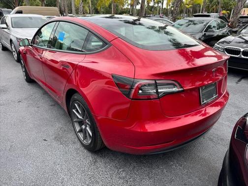2022 Tesla Model 3 Standard Range