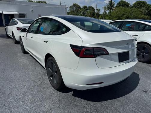 2022 Tesla Model 3 Standard Range