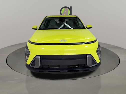 2024 Hyundai KONA SE
